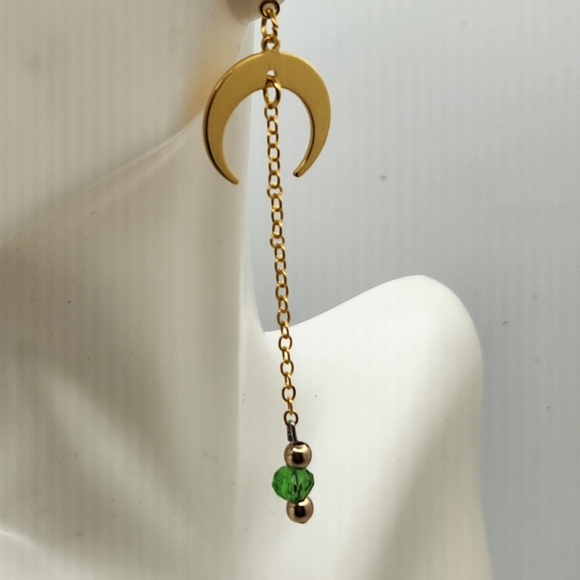 Chic Gold and Green Crescent Chain Earrings - Picture 7 of 8